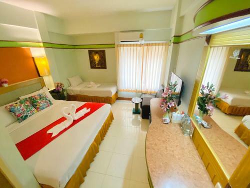 Hotel Polkadot Hostel