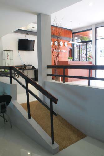 Hotel S'prima Hostel