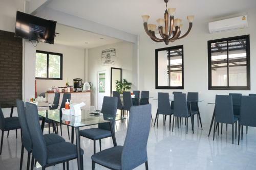 Hotel Home Resort