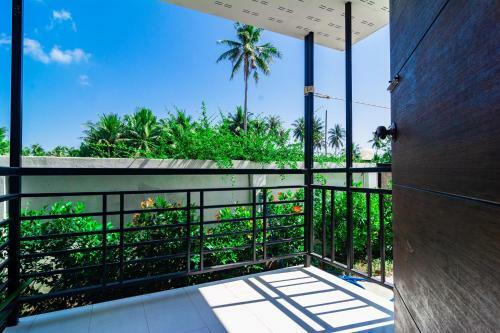 Hotel Vaccinated Staff - Oyo 533 Runya Poolvilla