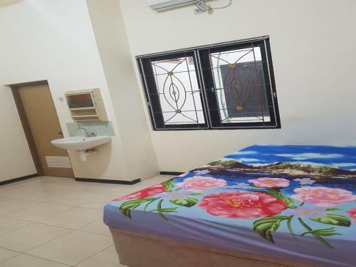 Hostal Cc 1 Guest House Putri