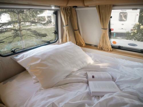 Nice Nite Campervans