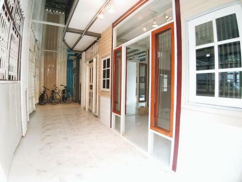 The Warehouse - Ayutthaya