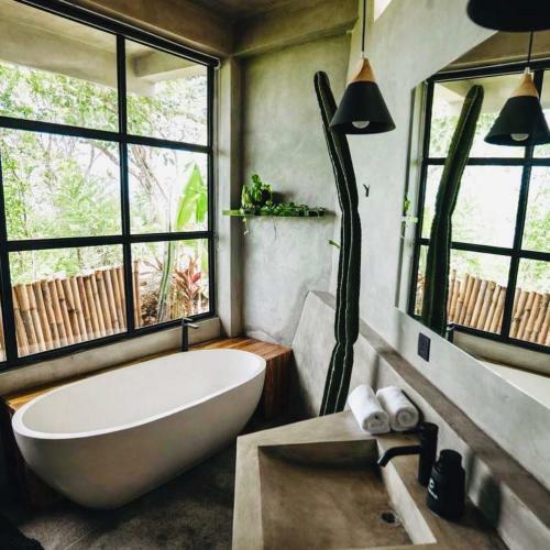 Hostal Oceanna - Uluwatu, Bali