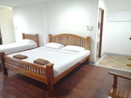 Hotel Jansom Beach Resort