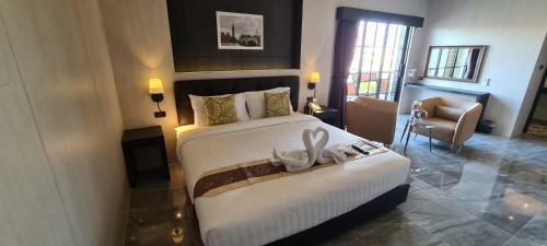 The Room Boutique Hotel
