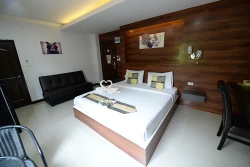 The Room Boutique Hotel