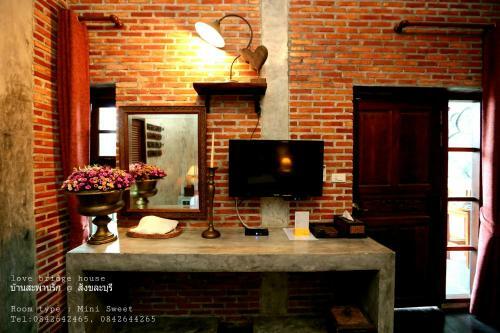Hotel Love Bridge House ????????????