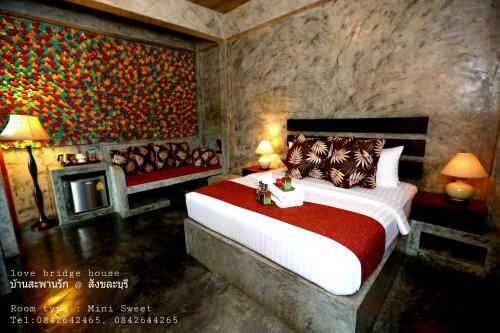Hotel Love Bridge House ????????????