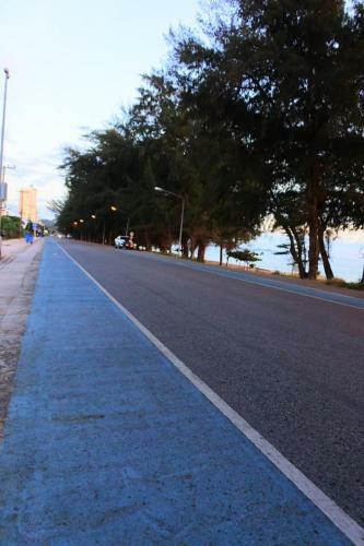 Hotel Beach Box Resort At Rimlay Rayong