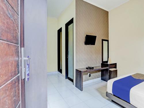Hotel Vaccinated Staff - Spot On 90574 Pondok Anjani
