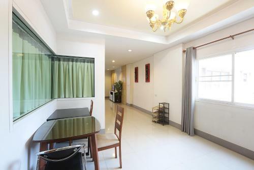 Aparthotel V Place Residence