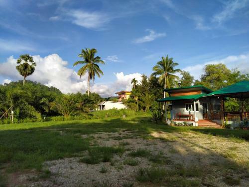 Hostal Khum Thong Resort