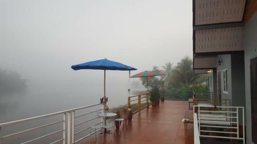 Hostal Khum Thong Resort