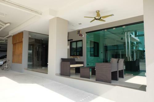 Hotel Trio Residence Sriracha