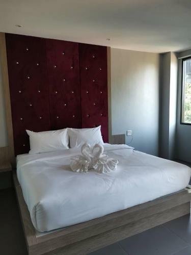 Yamin Seaview Hotel
