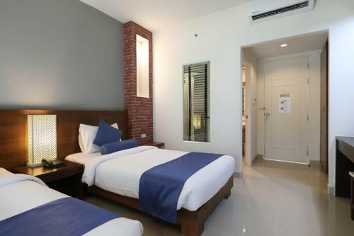 Hotel Blu Boat Pool Access Resort