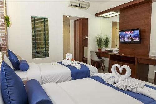Hotel Blu Boat Pool Access Resort