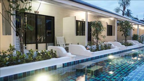 Hotel Blu Boat Pool Access Resort