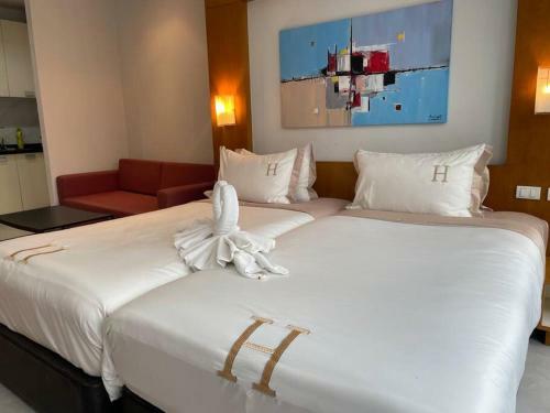 Beside Beach Apartment