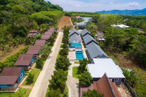 Hostal Be Leaf Resort Sha