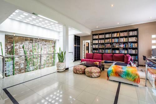 Anedda Mutiara Villa