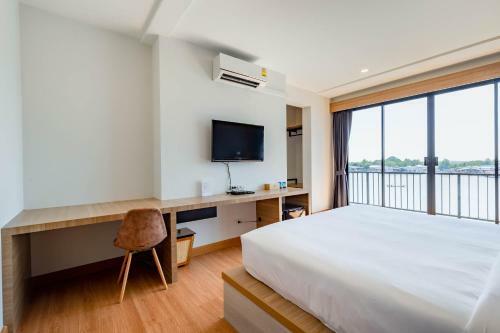 Hotel The Blue C Donsak