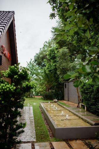 Canvas Family Home