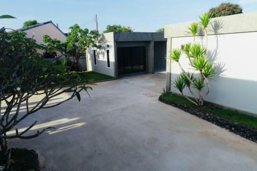 Hotel Dark Sugar Resort