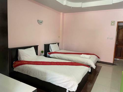Hotel Oyo 75399 Choktipparat Place