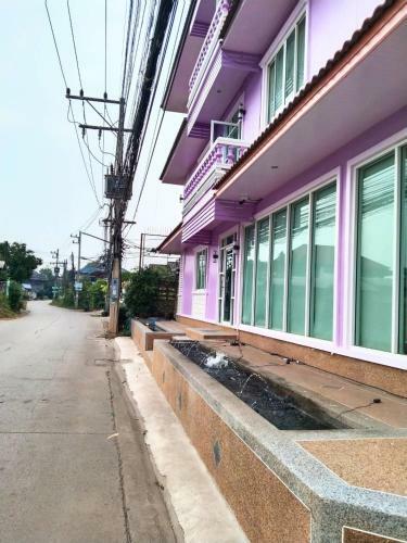 Hotel Oyo 75399 Choktipparat Place
