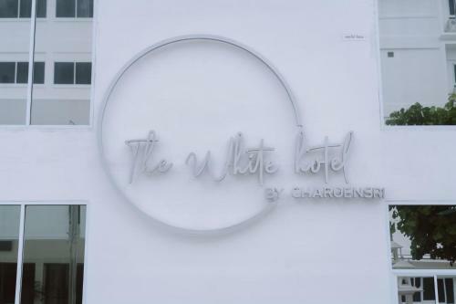 Thewhitehotel By Charoensri - Sha Extra Plus