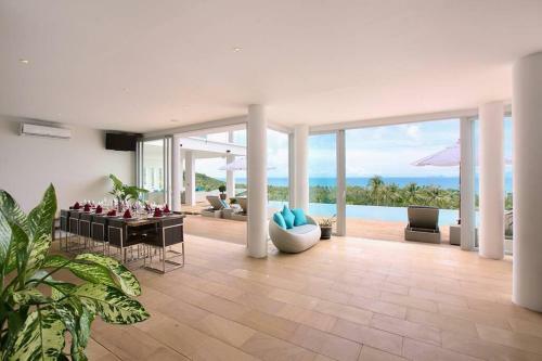 6 Bedroom Luxury Villa Moon