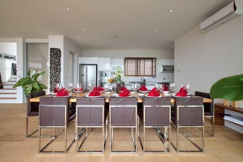 5 Bedroom Luxury Sea View Villa Moon