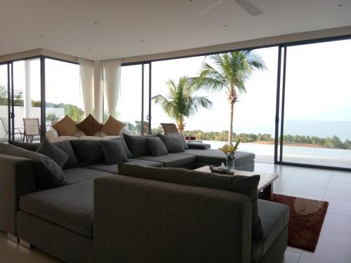 6 Br Luxury Seaview Villa Bang Po (Lil)