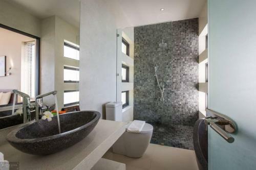 4 Bedroom Luxury Sea View Villa Lilac