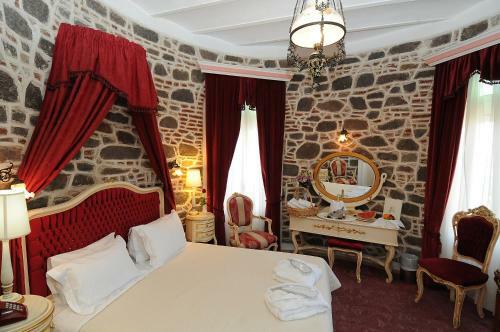 Pyrgos Of Mytilene Hotel