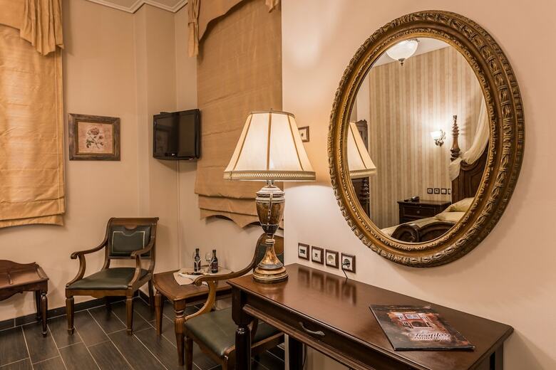 Theofilos Paradise Boutique Hotel