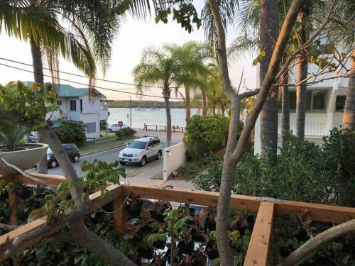 Apartamento River Retreat, Water Views, Aircon, Wifi