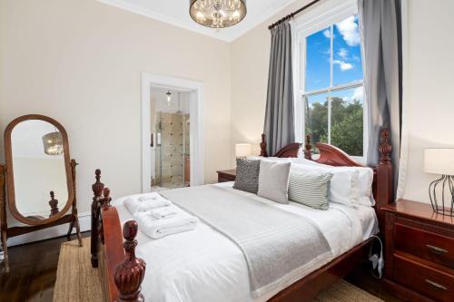Lady Edwina Suite 2