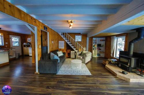 Chalet Petit Pierrot-bord de L'eau-chalets Galaxia