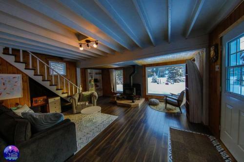 Chalet Petit Pierrot-bord de L'eau-chalets Galaxia