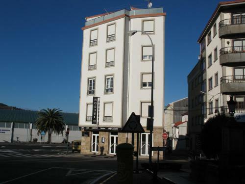 Hostal Valadares