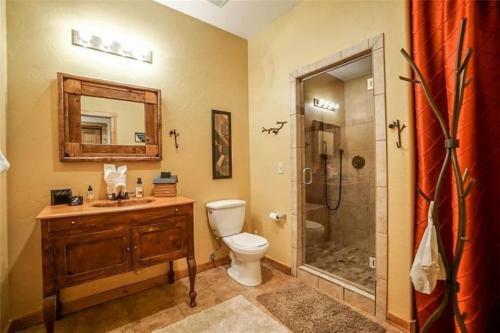 Copper Hideaway - Large Exquisite Cabin In The Rocky Mountains! Cabin