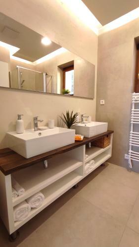 Apartm�ny Na Vyhl�dce