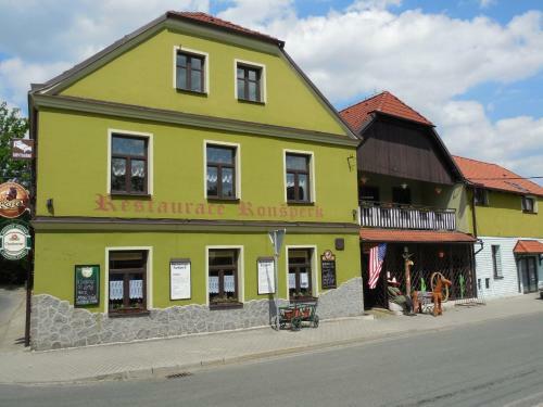 Hostal Ubytov�n� Ron?perk Pob??ovice