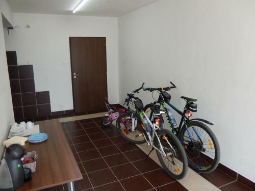 Hostal Ubytov�n� Ron?perk Pob??ovice