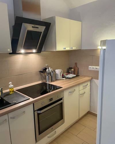 Hostal Penzion Kr�lovsk� L�zn?