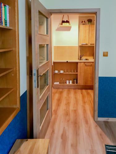 Golden Wood Apartments