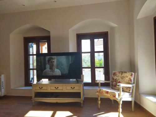 Tsolakis Luxury House